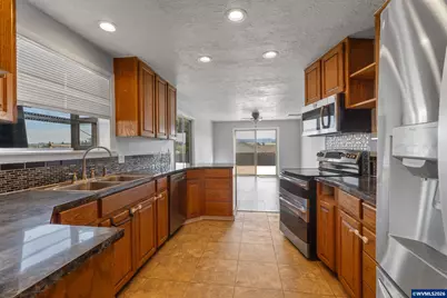 545 NE Overlook Wy, Sublimity, OR 97385 - Photo 12