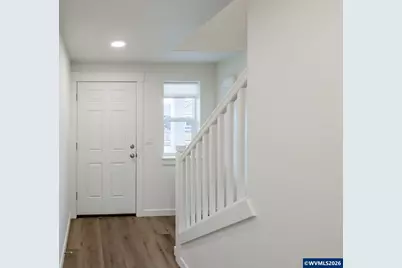 4704 Finch St, Albany, OR 97322 - Photo 2