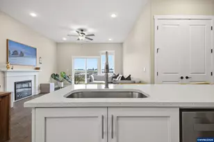 5424 49th Ave NE, Salem, OR 97305 - Photo 18