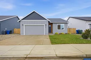 5424 49th Av, Salem, OR 97305 - Photo 1