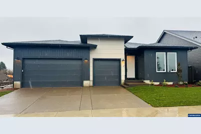 707 Magnolia Av, Woodburn, OR 97071 - Photo 1