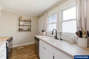 651 20th St NE, Salem, OR 97301 - Photo 16