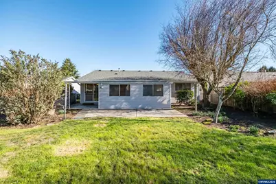 309 S Columbia Dr, Woodburn, OR 97071 - Photo 36