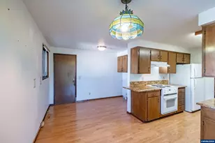 309 S Columbia Dr, Woodburn, OR 97071 - Photo 18