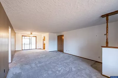 309 S Columbia Dr, Woodburn, OR 97071 - Photo 6