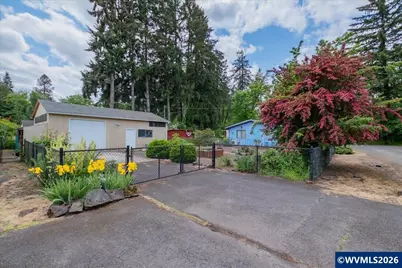 1115 Juniper St, Sweet Home, OR 97386 - Photo 4