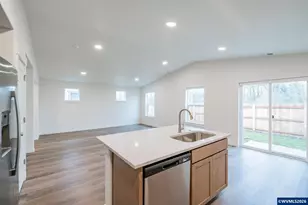 897 SE Blackbird Av, Albany, OR 97322 - Photo 36