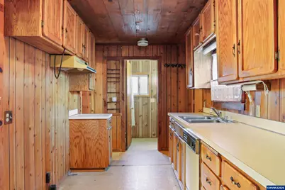 1182 43rd Av, Sweet Home, OR 97386 - Photo 10