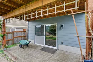 2592 Christina St NW, Salem, OR 97304 - Photo 42