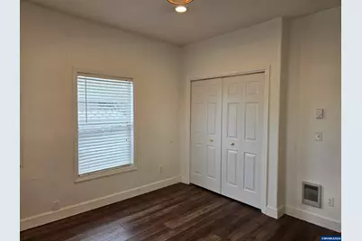302 Jersey St, Silverton, OR 97381 - Photo 14