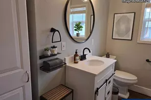 302 Jersey St, Silverton, OR 97381 - Photo 10