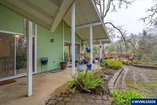 989 SW Hunter St, Dallas, OR 97338 - Photo 36