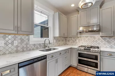 1282 N 3rd (350 E. Hollister) Av, Stayton, OR 97383 - Photo 16