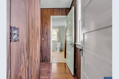 698 Grandview Av, Scotts Mills, OR 97375 - Photo 32