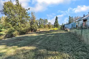 698 Grandview Ave, Scotts Mills, OR 97375 - Photo 8