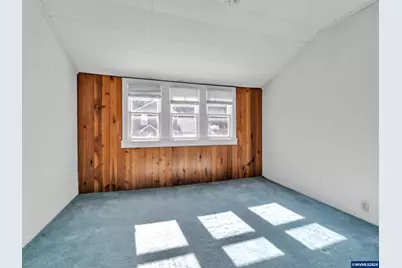 698 Grandview Av, Scotts Mills, OR 97375 - Photo 20