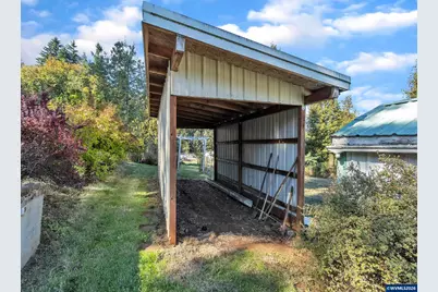 698 Grandview Av, Scotts Mills, OR 97375 - Photo 16