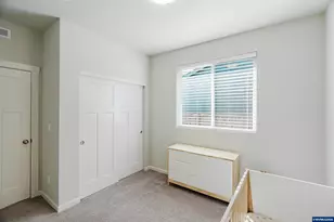 210 Walnut St, Mount Angel, OR 97362 - Photo 36