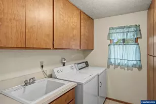 6683 Indian Springs Rd NE, Scotts Mills, OR 97375 - Photo 22