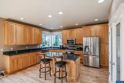 2697 Broadway St NW, Albany, OR 97321 - Photo 14