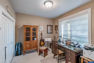 2697 Broadway St NW, Albany, OR 97321 - Photo 10