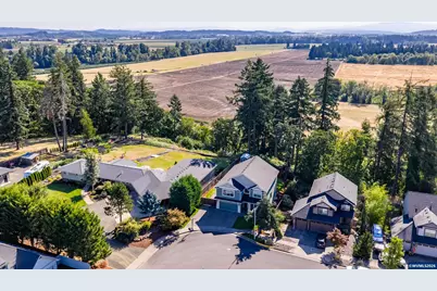 2697 Broadway St NW, Albany, OR 97321 - Photo 6