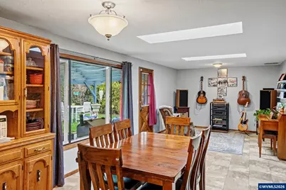 4806 Capistrano Ct NE, Salem, OR 97305 - Photo 16