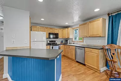 4456 Barrett St S, Salem, OR 97306 - Photo 10