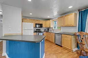 4456 Barrett St S, Salem, OR 97306 - Photo 10