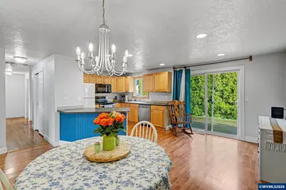4456 Barrett St S, Salem, OR 97306 - Photo 8