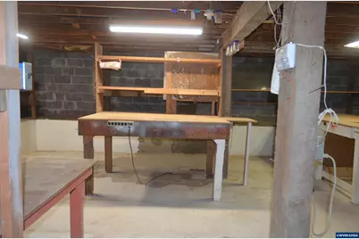 550 Riverview Dr NW, Salem, OR 97304 - Photo 24