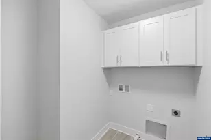 240 North Ave, Brownsville, OR 97327 - Photo 38