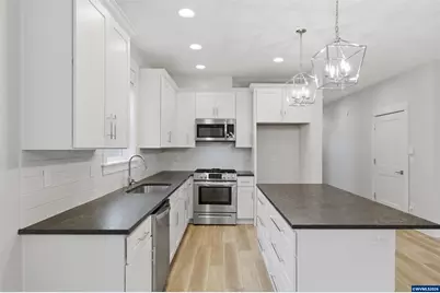 240 North Av, Brownsville, OR 97327 - Photo 12