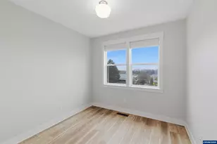 240 North Ave, Brownsville, OR 97327 - Photo 6