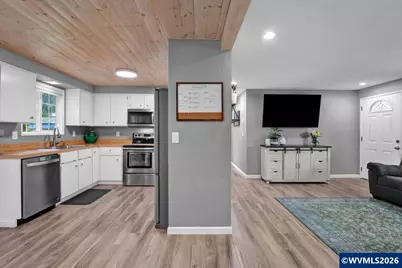 720 W Airway Rd, Lebanon, OR 97355 - Photo 8