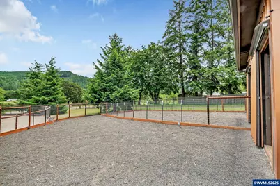 453 Riverwood Ln, Oakland, OR 97462 - Photo 16