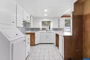 2375 Porter St, Lebanon, OR 97355 - Photo 20