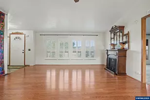 2120 Robins Ln SE, Salem, OR 97306 - Photo 8