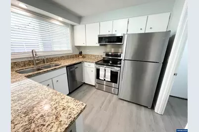 403 E Clackamas Cir, Woodburn, OR 97071 - Photo 24