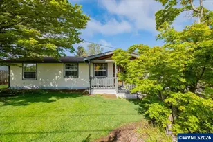220 View Ln, Lebanon, OR 97355 - Photo 2
