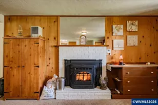 220 View Ln, Lebanon, OR 97355 - Photo 12
