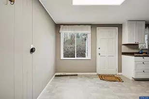 27329 Rowell Hill Rd, Sweet Home, OR 97386 - Photo 8