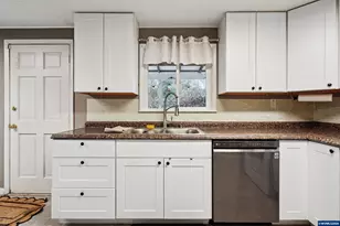 27329 Rowell Hill Rd, Sweet Home, OR 97386 - Photo 12