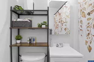 3090 D St NE, Salem, OR 97301 - Photo 22