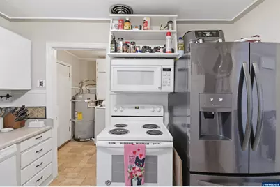 3090 D St NE, Salem, OR 97301 - Photo 14