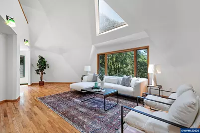 7210 NW Grandview Dr, Corvallis, OR 97034 - Photo 4