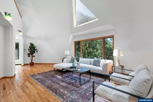 7210 NW Grandview Dr, Corvallis, OR 97034 - Photo 4