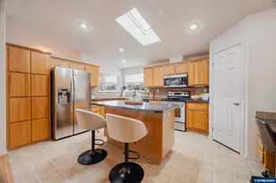 125 SE Whalesong Dr, Depoe Bay, OR 97341 - Photo 24