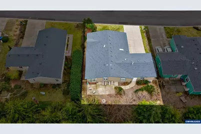 125 SE Whalesong Dr, Depoe Bay, OR 97341 - Photo 12