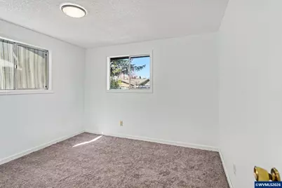 4739 Charmalee Ct NE, Salem, OR 97305 - Photo 14
